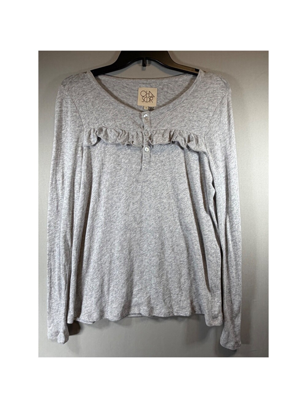 Chaser Womens Heather Grey Ruffle Henley Long Sleeve Top Size S